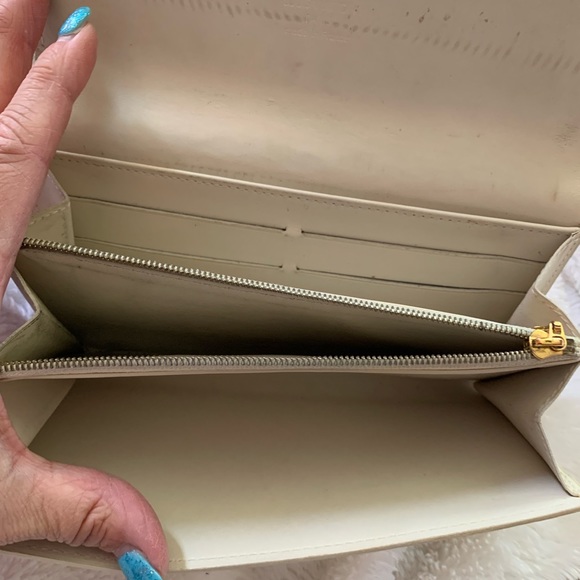 Louis Vuitton Monogram Vernis Portefeuille Sarah M91466 Long Wallet Unisex - Picture 6 of 13